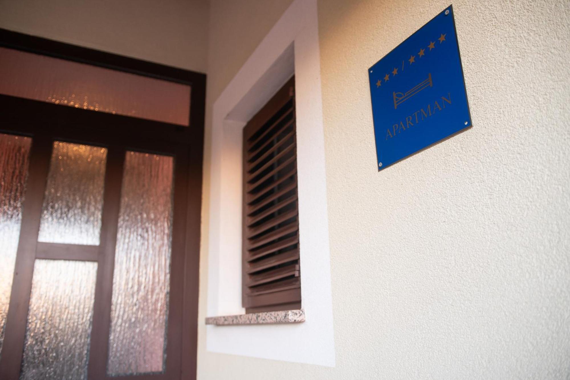 Apartments Angelica 2 Novigrad  ภายนอก รูปภาพ